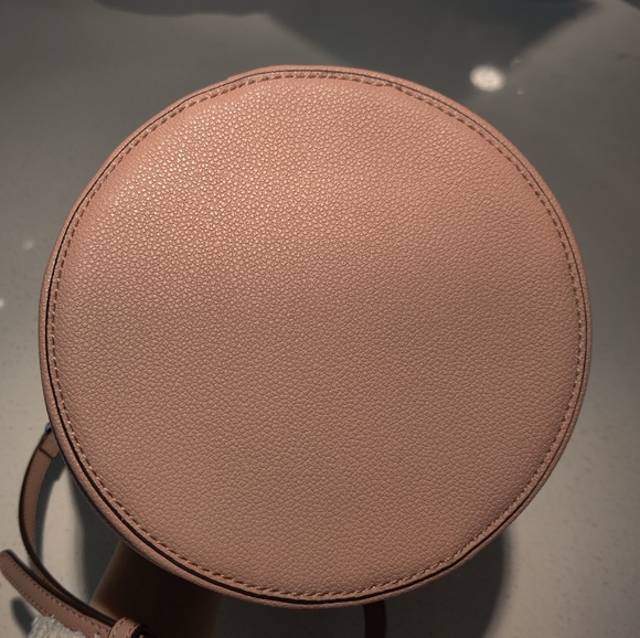 Charles&Keith ring bucket crossbody bag - Picture 6 of 6